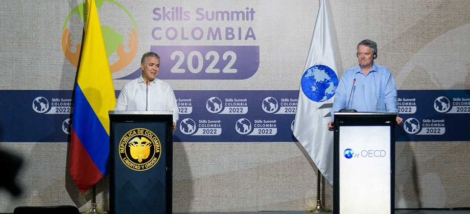 OCDE destaca experiencia de Colombia en materia educativa y de habilidades, durante la pandemia